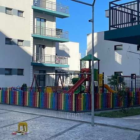 Anne Marie - Ibo Năvodari